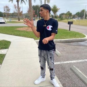 Meet your Posher, Ian